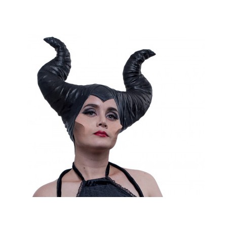 Evil fairy cheekbones